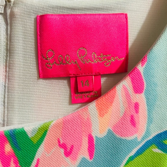 Lilly Pulitzer - Picture 2 of 2